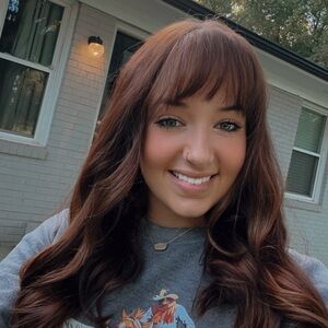 Meet your Posher, Haylie